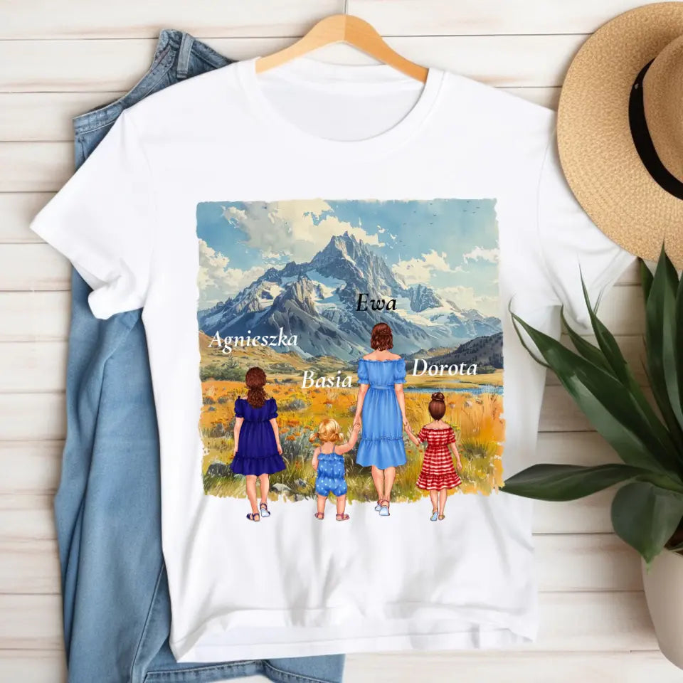 Mama i córki 2-4 osób (Góry) - Spersonalizowana koszulka dla mamy