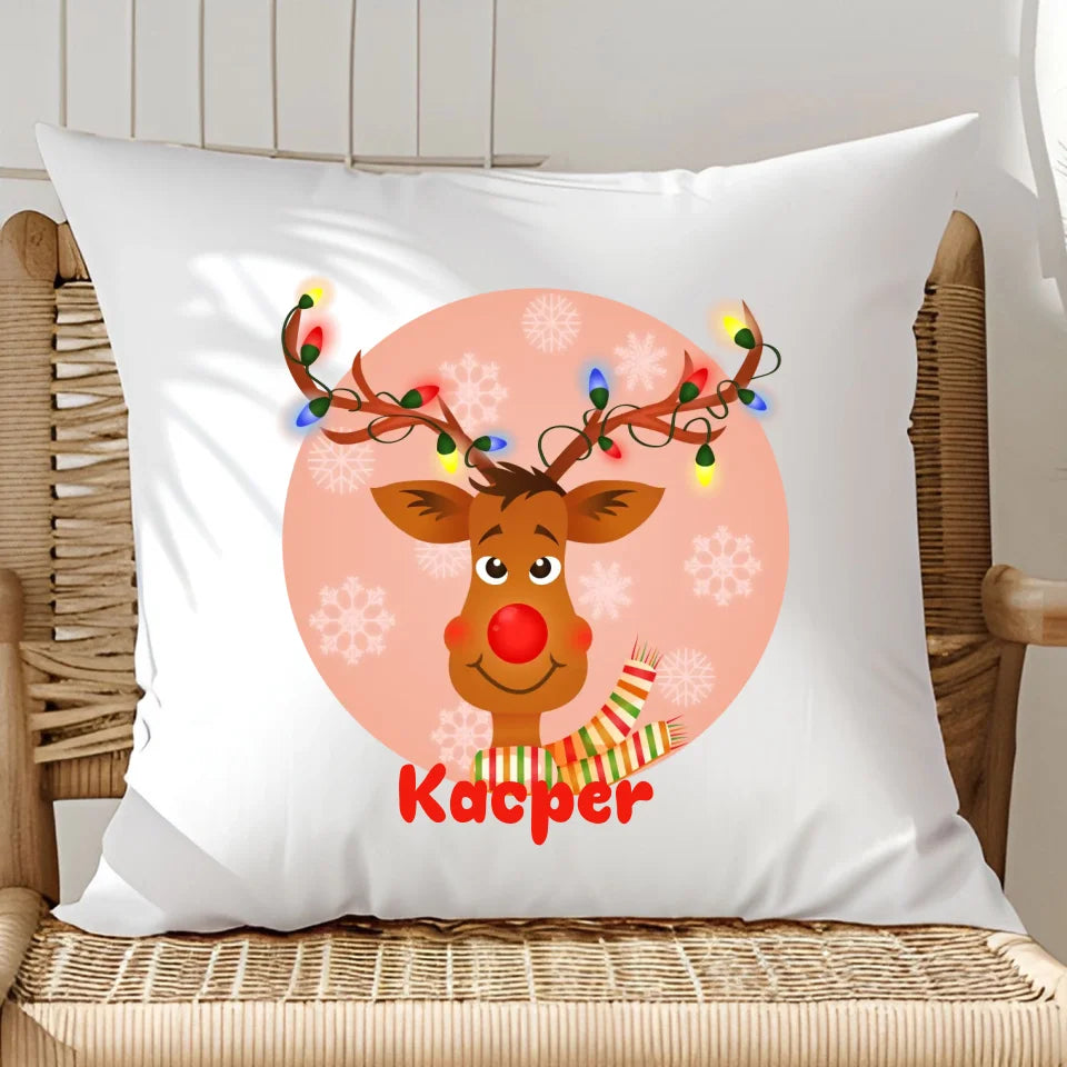 Renifer w girlandzie - poduszka, spersonalizowany prezent na Mikołajki dla dzieci
