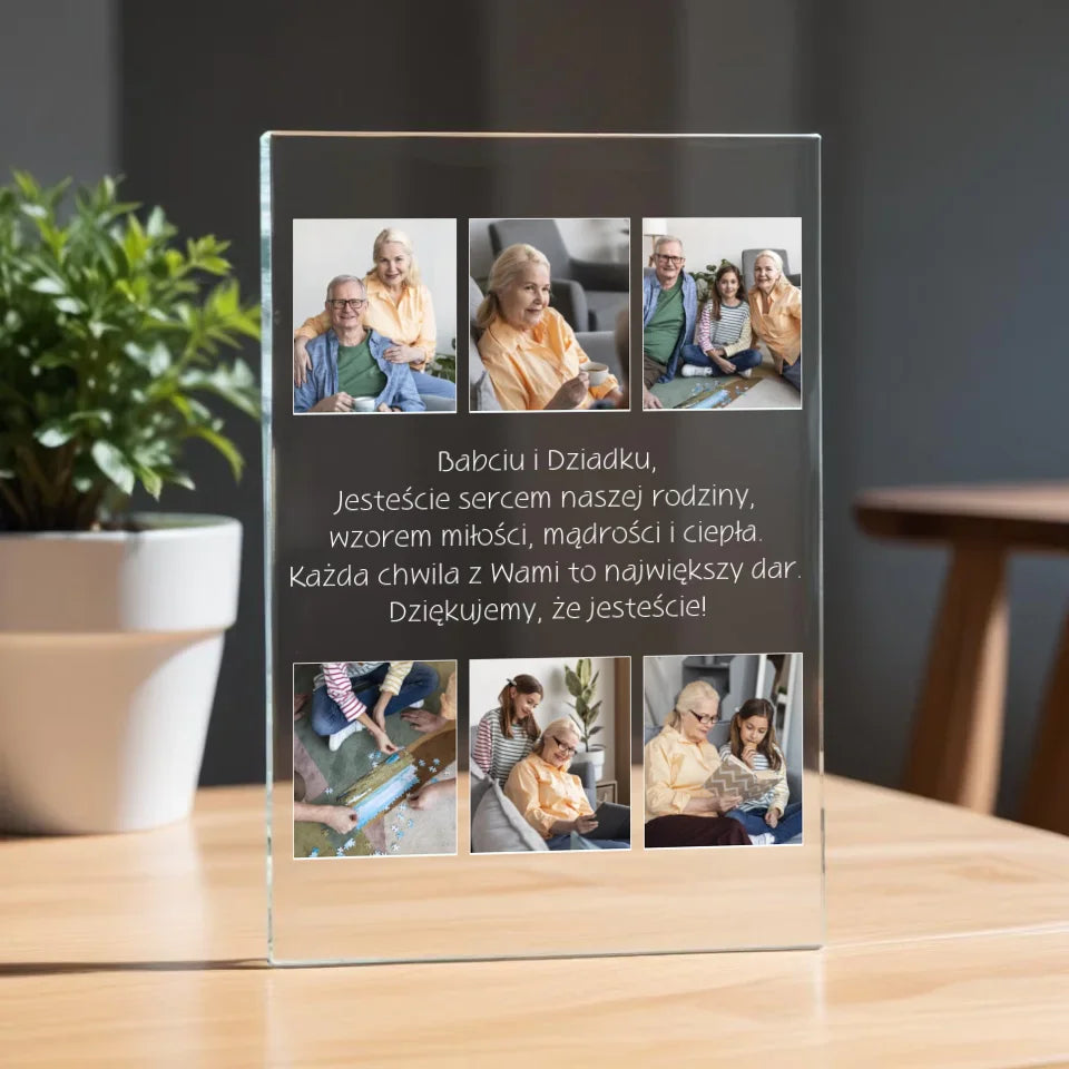 pikaso_reimagine_A-clear-glass-plaque-on-a-wooden-table-with-a-blur (18)